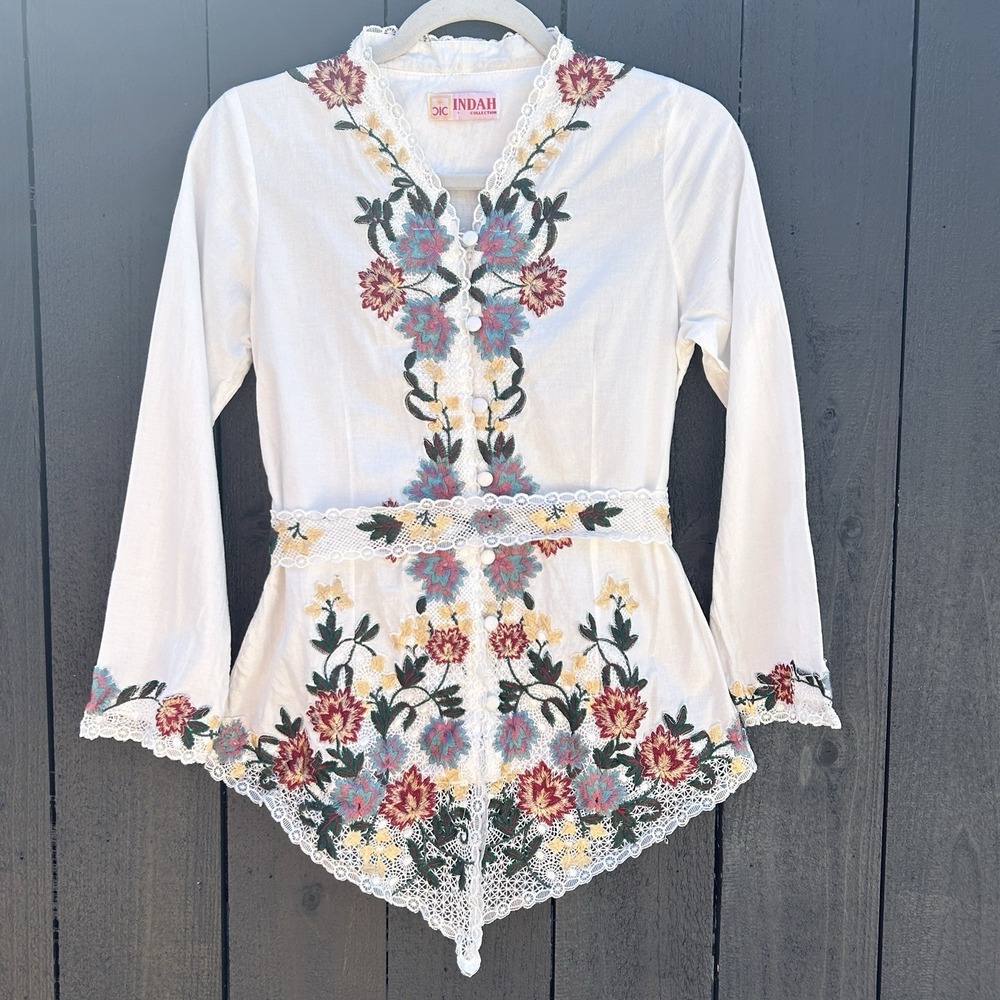 Vintage Indah Boho Embroidered Lace Cut Out Top XS Fairy Cottage Art Asymmetric